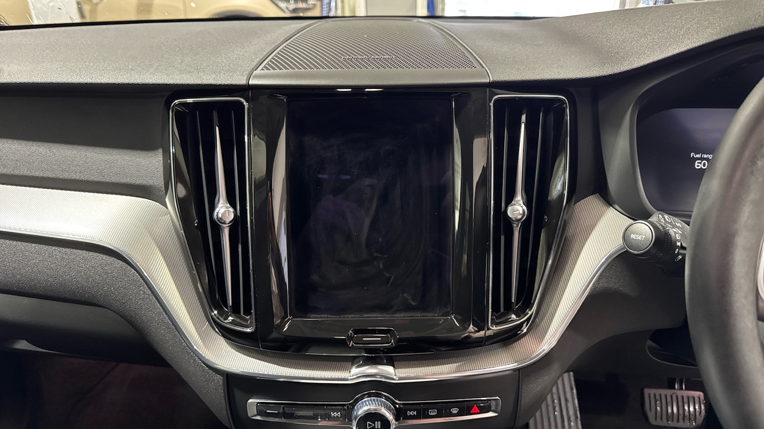 Used Volvo XC60 2022 for sale - 76891957: Photo 12