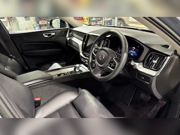 Used Volvo XC60 2022 for sale - 76891957: Photo
