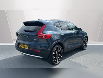 Used Volvo XC40 2025 for sale - 79640197: Photo