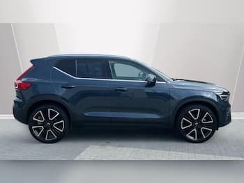 Used Volvo XC40 2025 for sale - 79640197: Photo