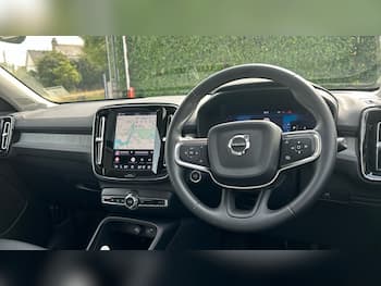Used Volvo XC40 2025 for sale - 79640197: Photo