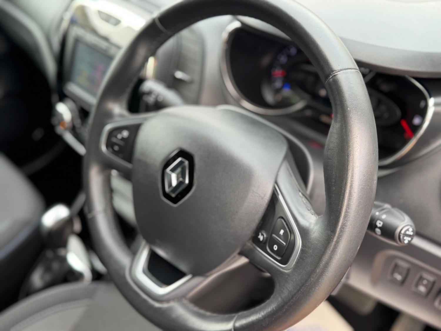 Used Renault Captur 2016 for sale - 76691160: Photo 11