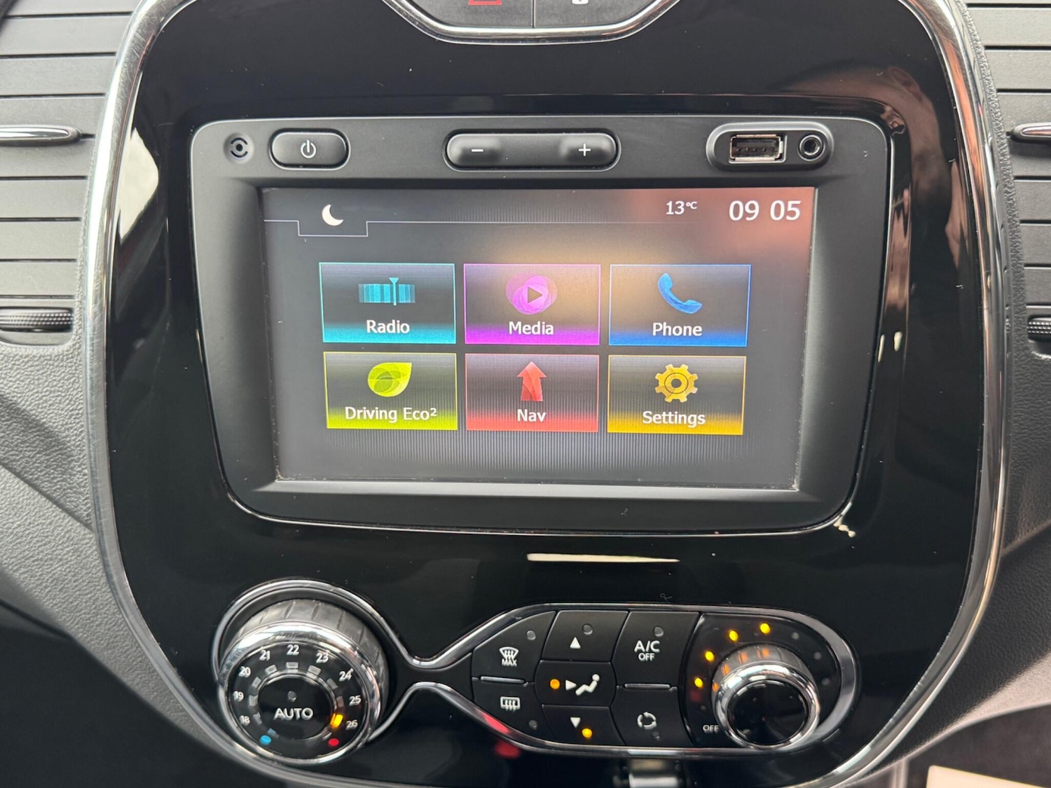 Used Renault Captur 2016 for sale - 76691160: Photo 14