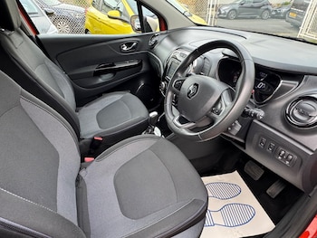 Used Renault Captur 2016 for sale - 76691160: Photo