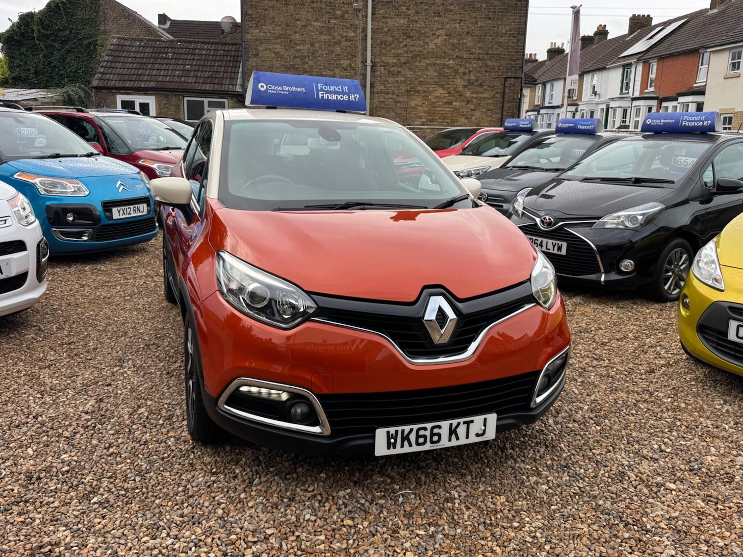 Used Renault Captur 2016 for sale - 76691160: Photo 4