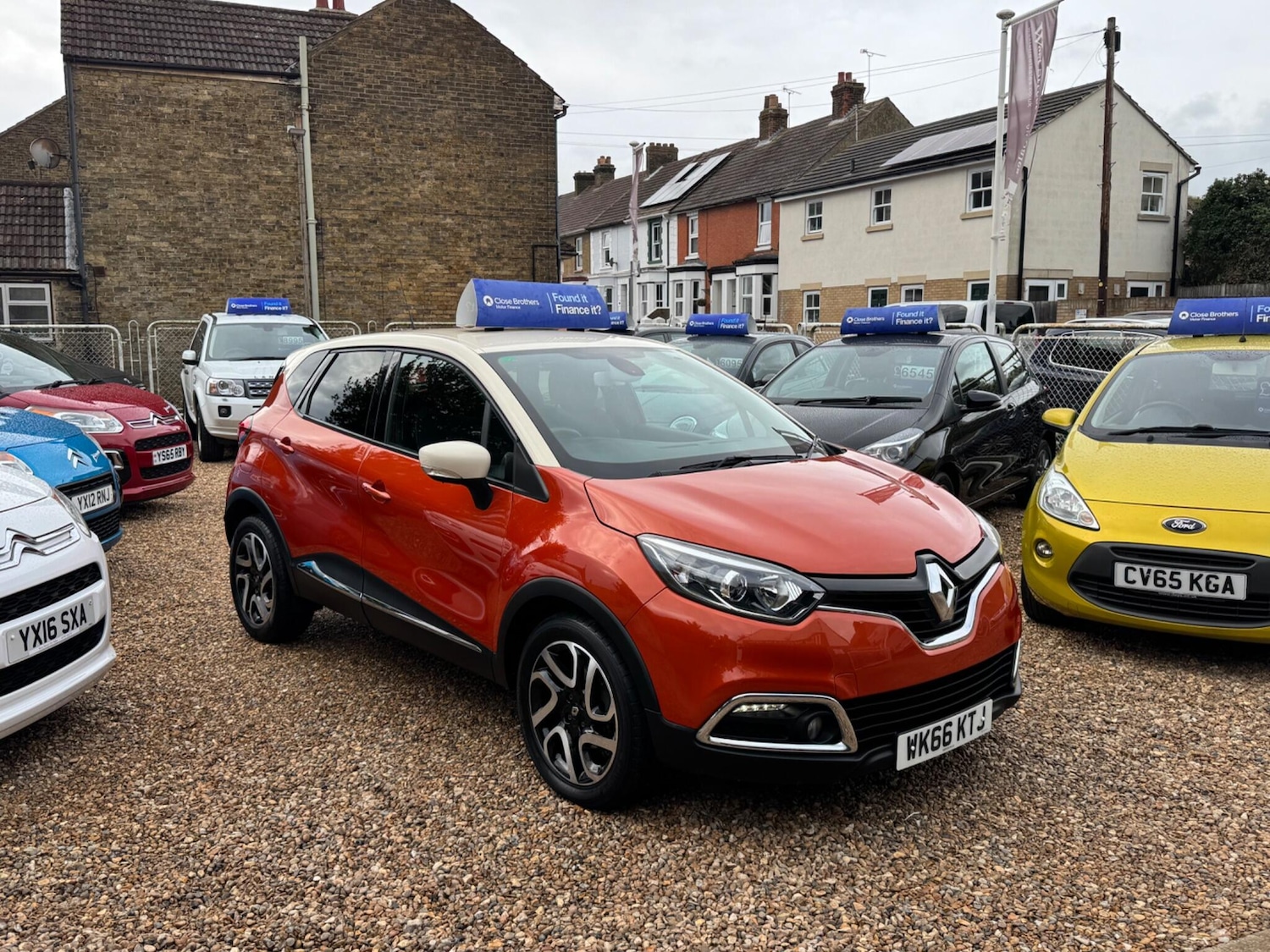 Used Renault Captur 2016 for sale - 76691160: Photo 5