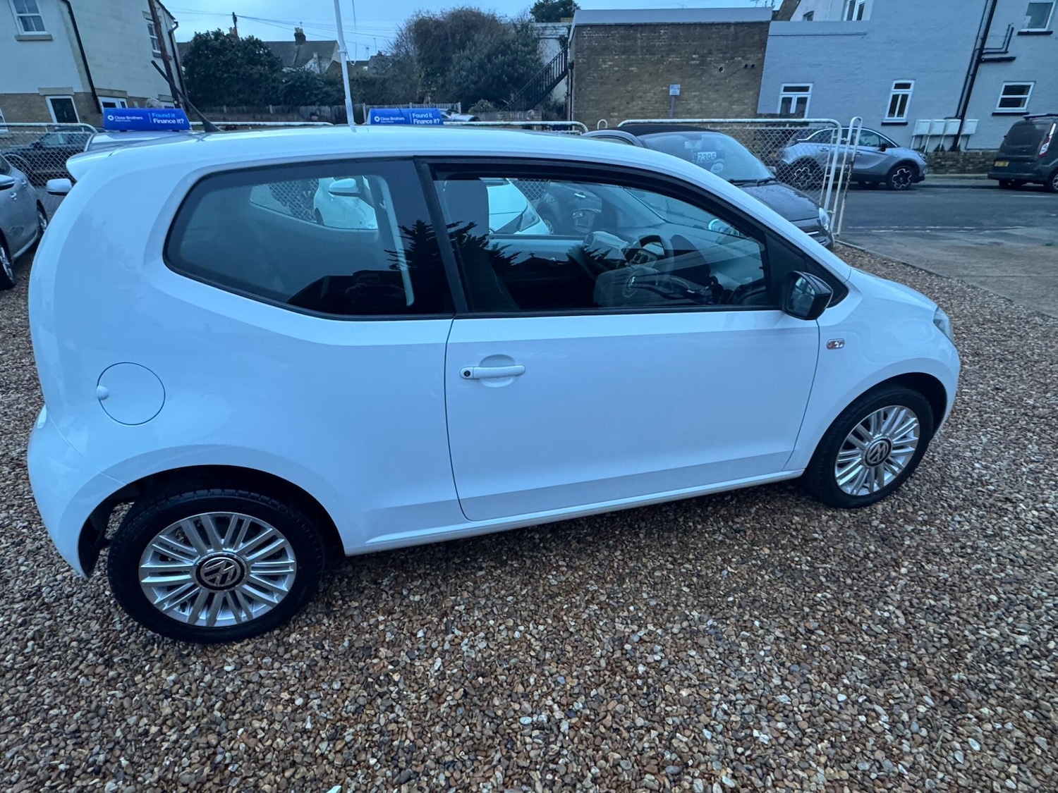 Used Volkswagen up! 2016 for sale - 77029286: Photo 13