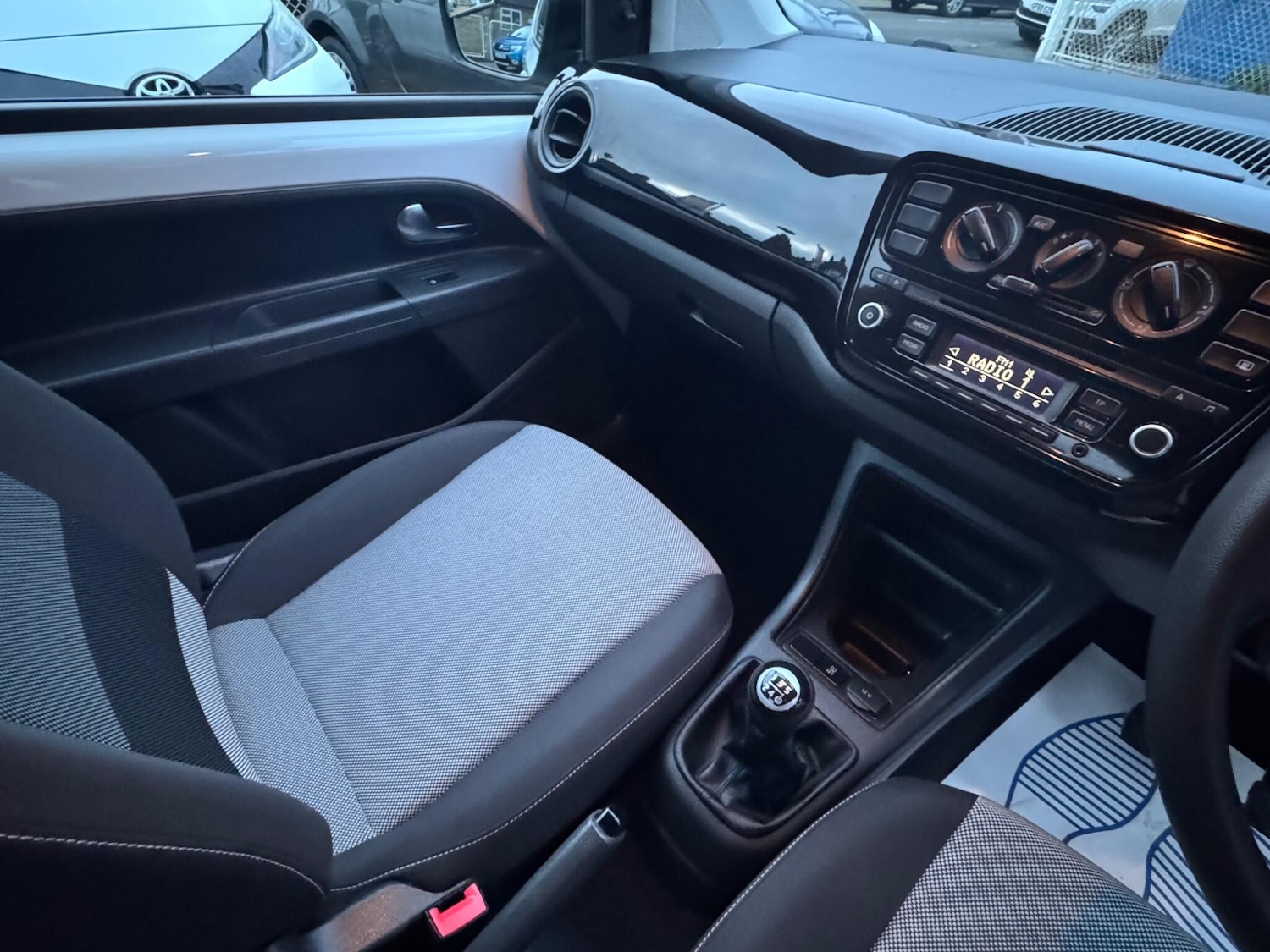 Used Volkswagen up! 2016 for sale - 77029286: Photo 17