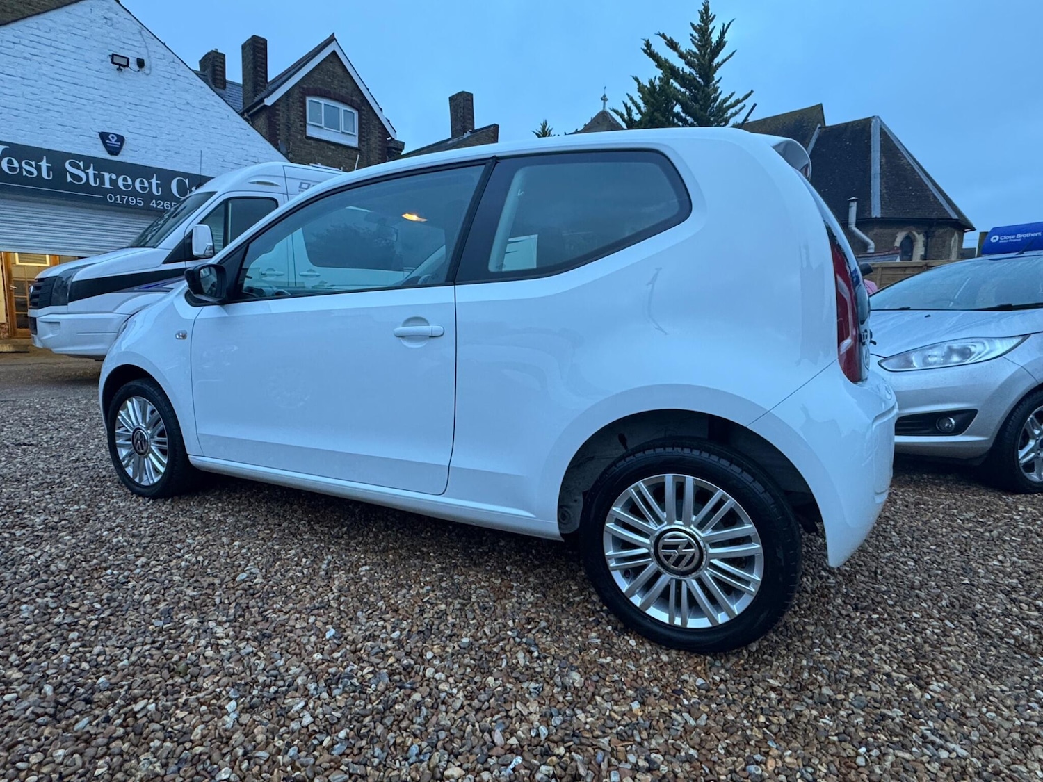 Used Volkswagen up! 2016 for sale - 77029286: Photo 8