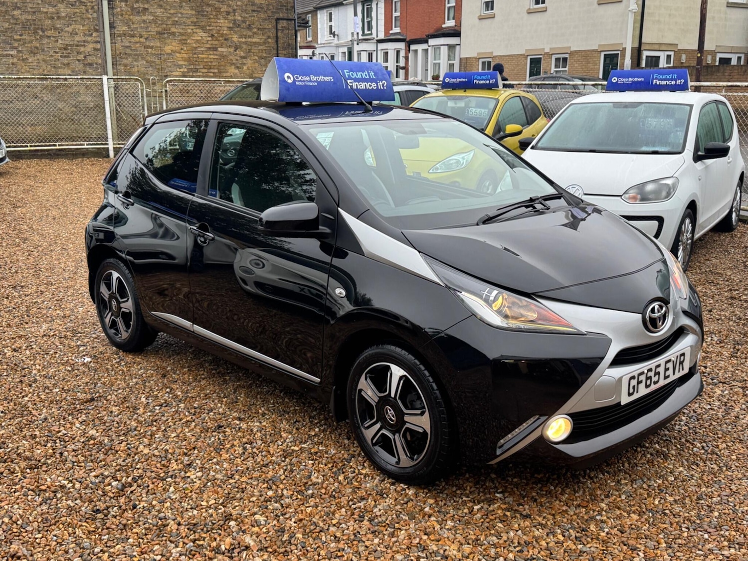 Used Toyota AYGO 2015 for sale - 77191606: Photo 1