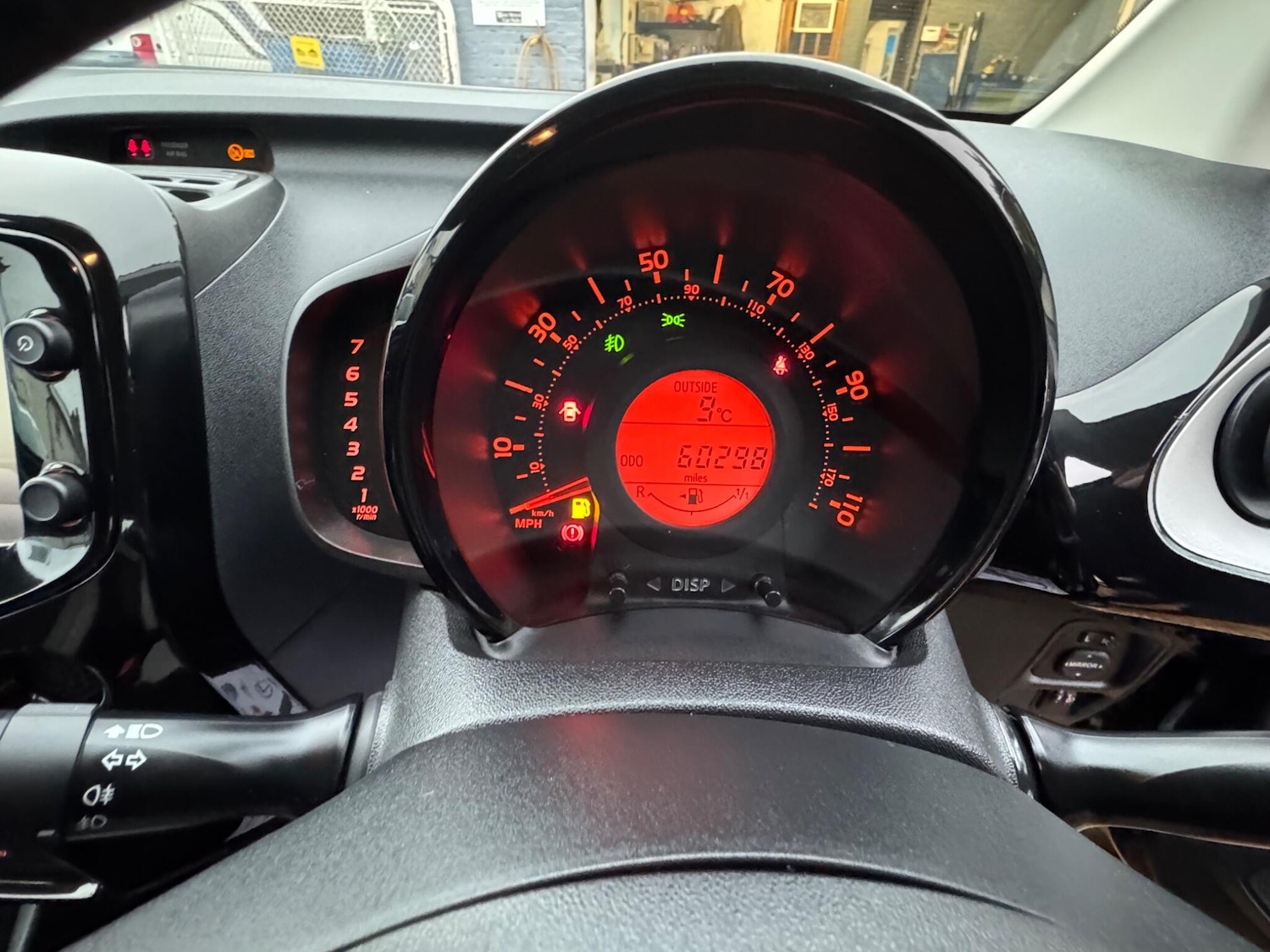 Used Toyota AYGO 2015 for sale - 77191606: Photo 32