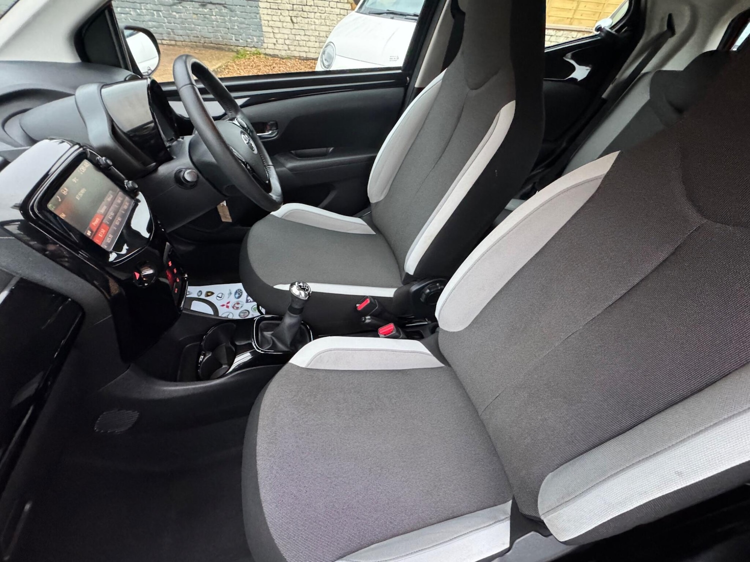 Used Toyota AYGO 2015 for sale - 77191606: Photo 34