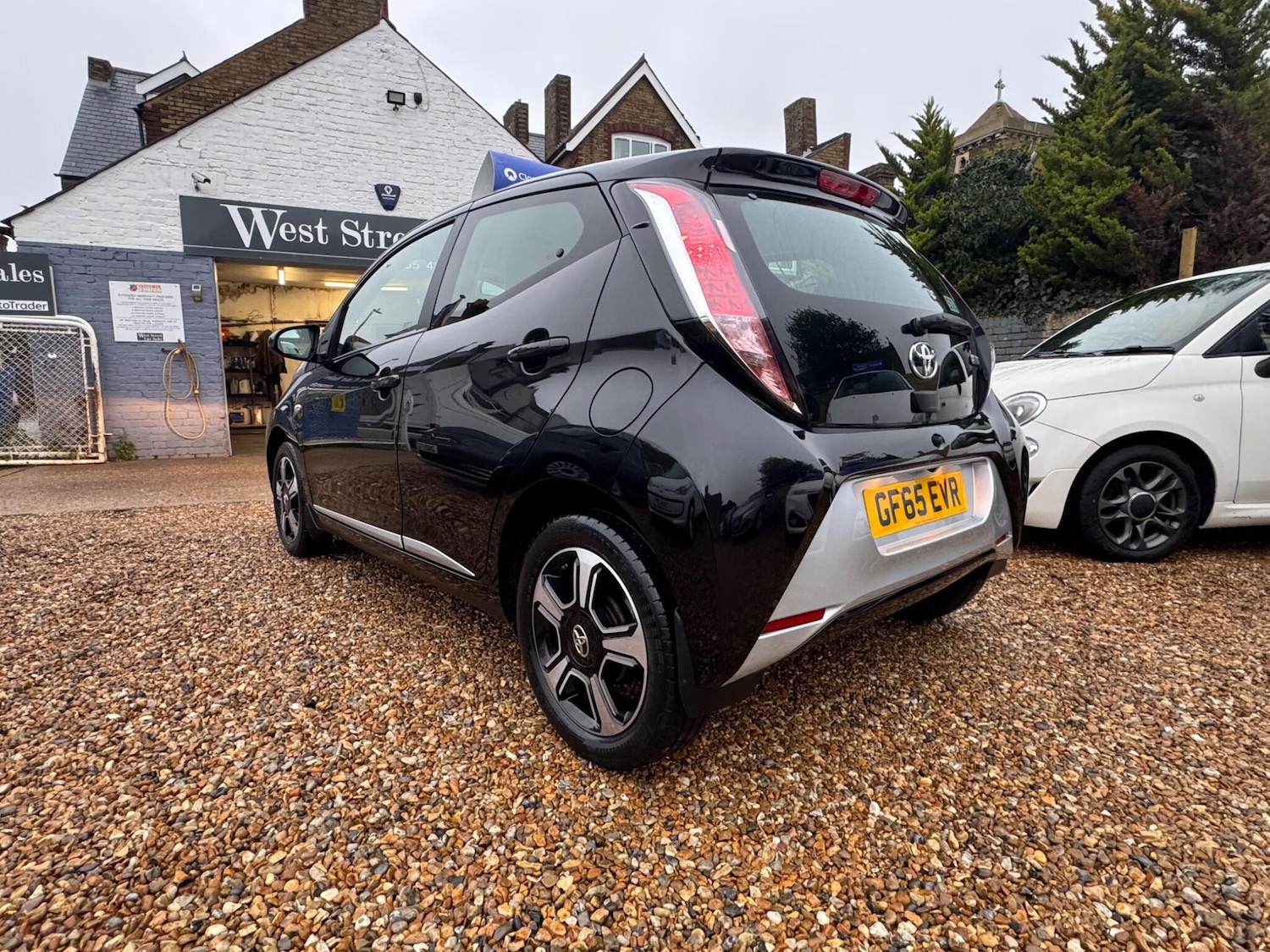 Used Toyota AYGO 2015 for sale - 77191606: Photo 4