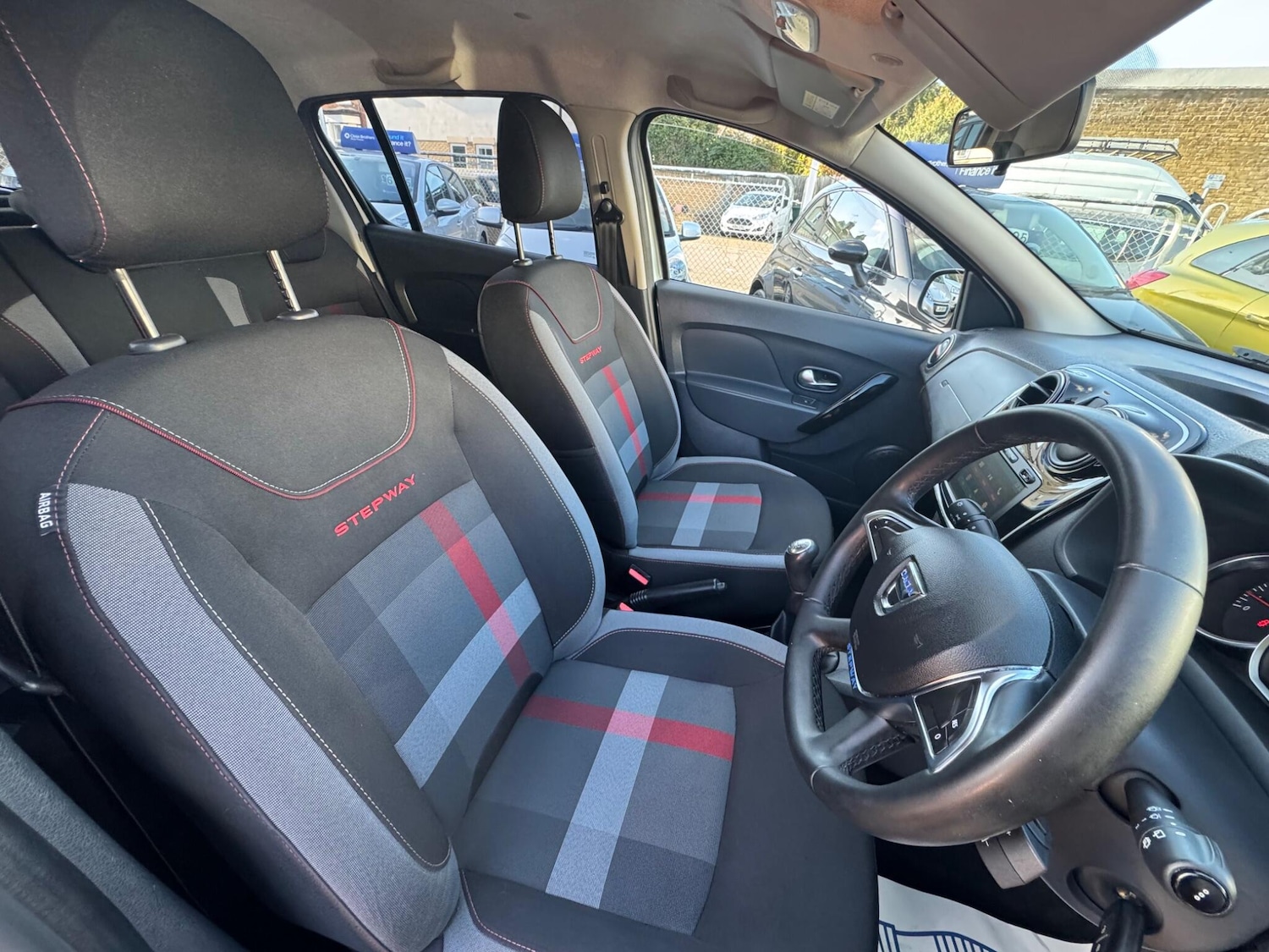 Used Dacia Sandero Stepway 2019 for sale - 77215497: Photo 14