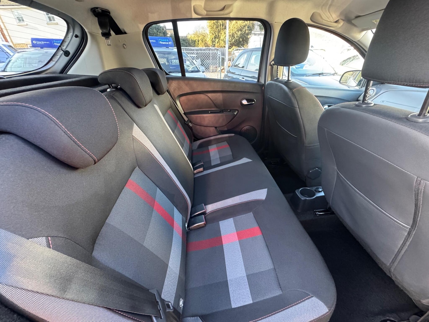 Used Dacia Sandero Stepway 2019 for sale - 77215497: Photo 16