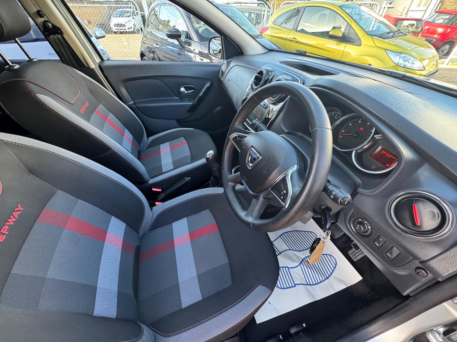 Used Dacia Sandero Stepway 2019 for sale - 77215497: Photo 36