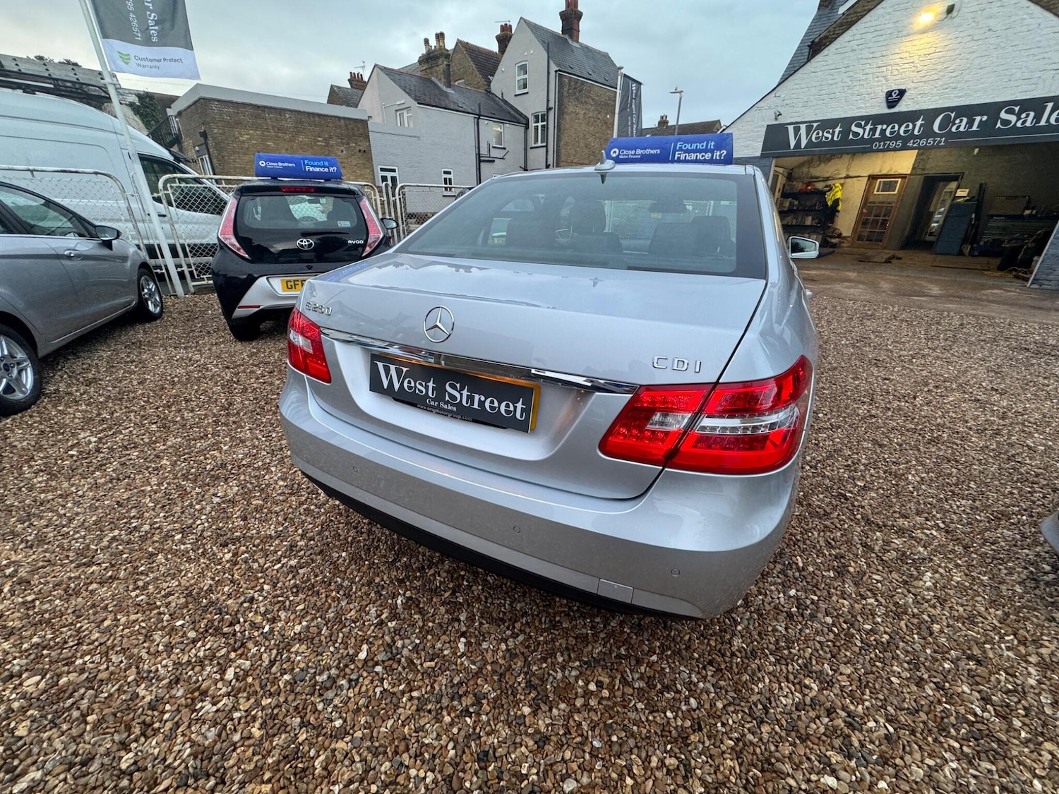 Used Mercedes-Benz E Class 2011 for sale - 77120725: Photo 15