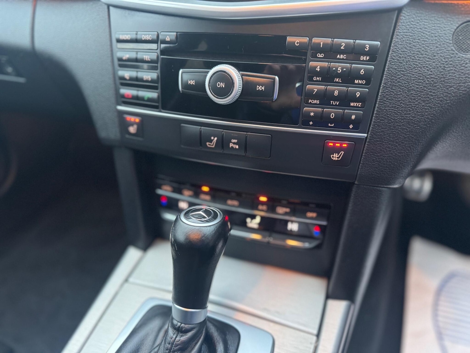 Used Mercedes-Benz E Class 2011 for sale - 77120725: Photo 16