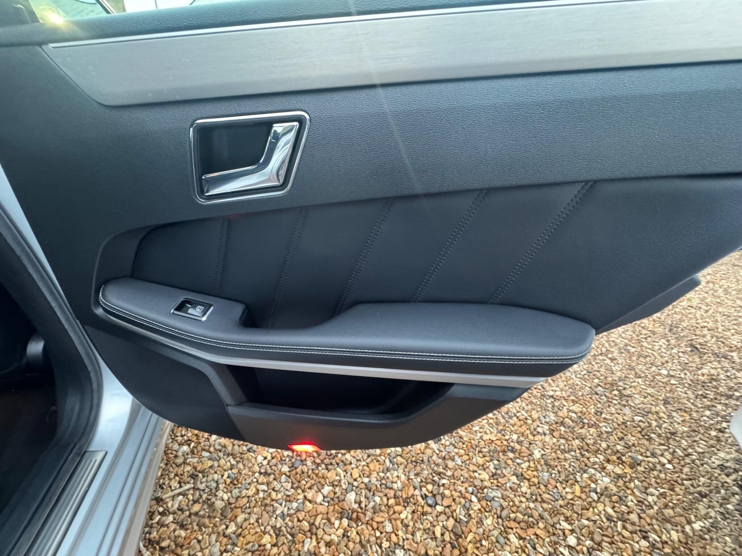 Used Mercedes-Benz E Class 2011 for sale - 77120725: Photo 28