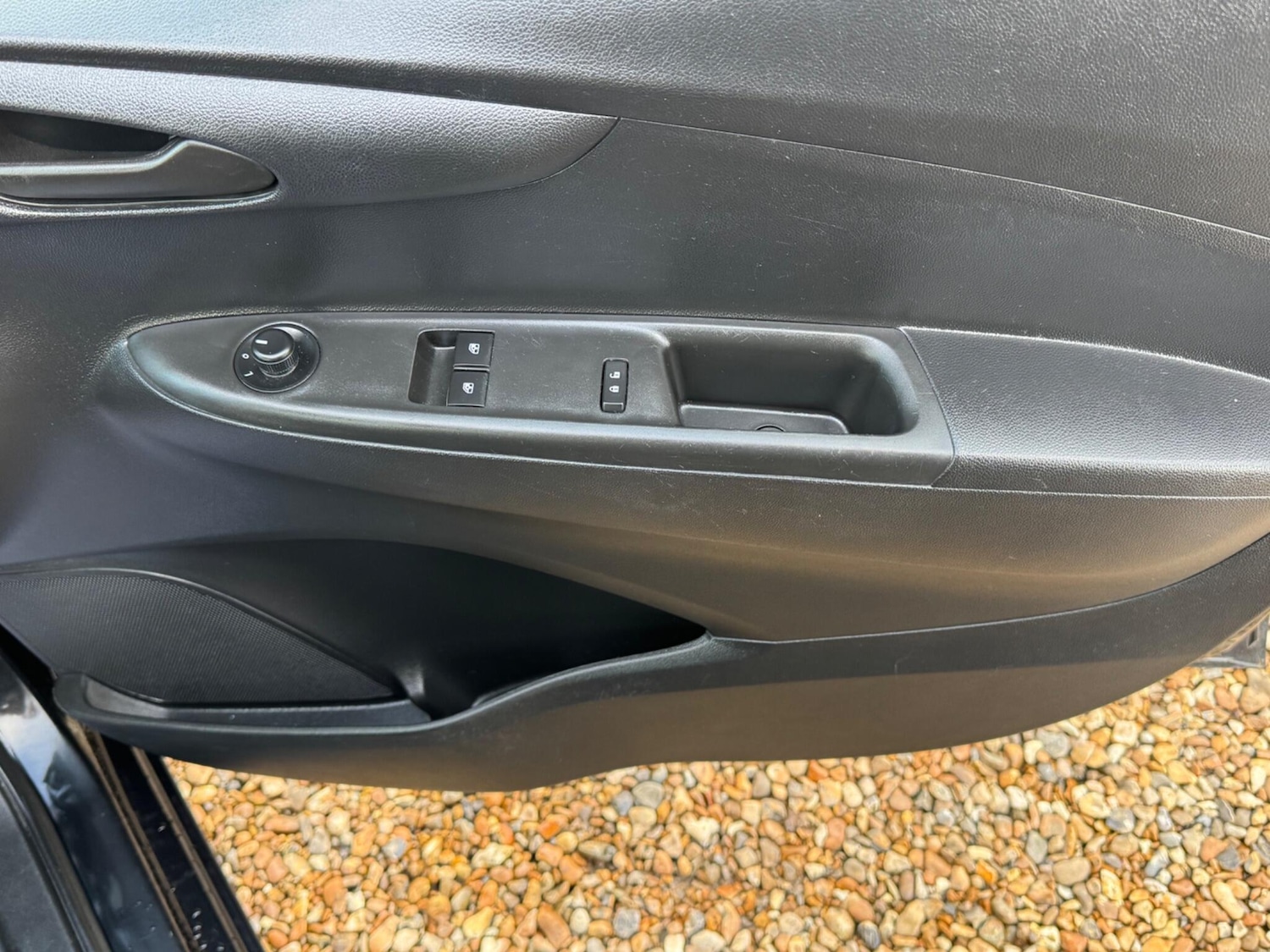 Used Vauxhall Viva 2016 for sale - 77396049: Photo 27