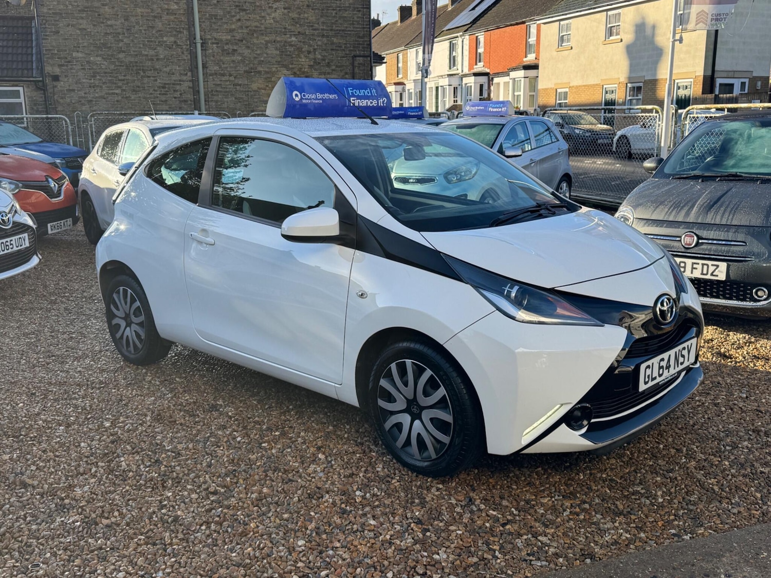 Used Toyota AYGO 2014 for sale - 76832352: Photo 1