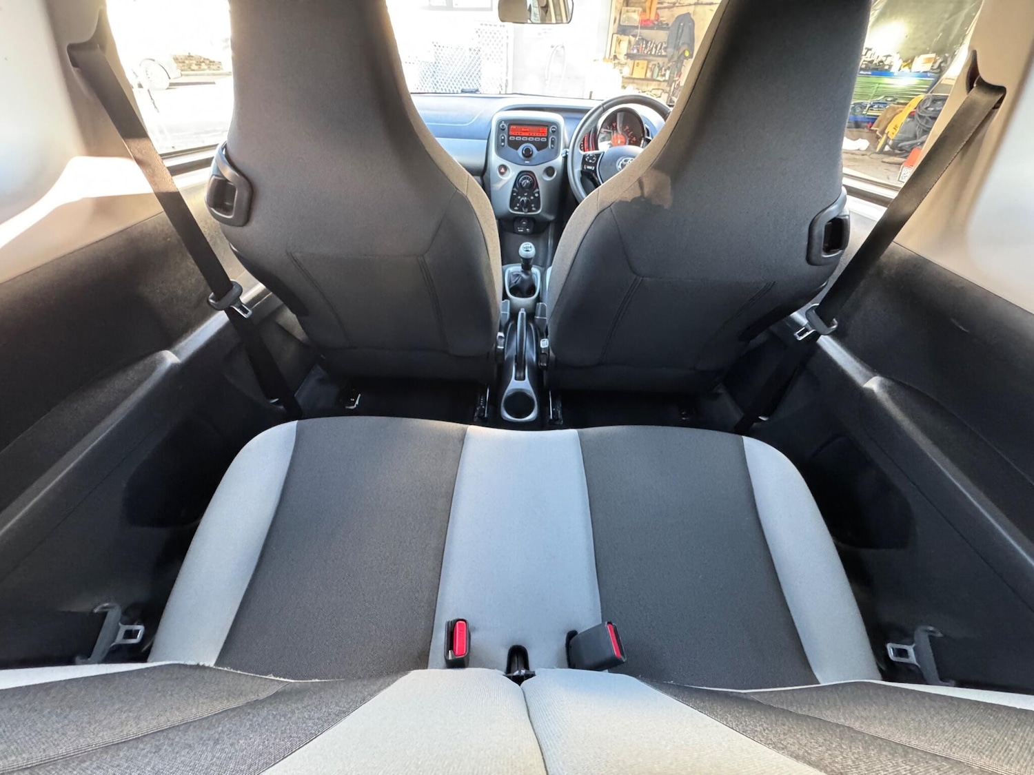 Used Toyota AYGO 2014 for sale - 76832352: Photo 19