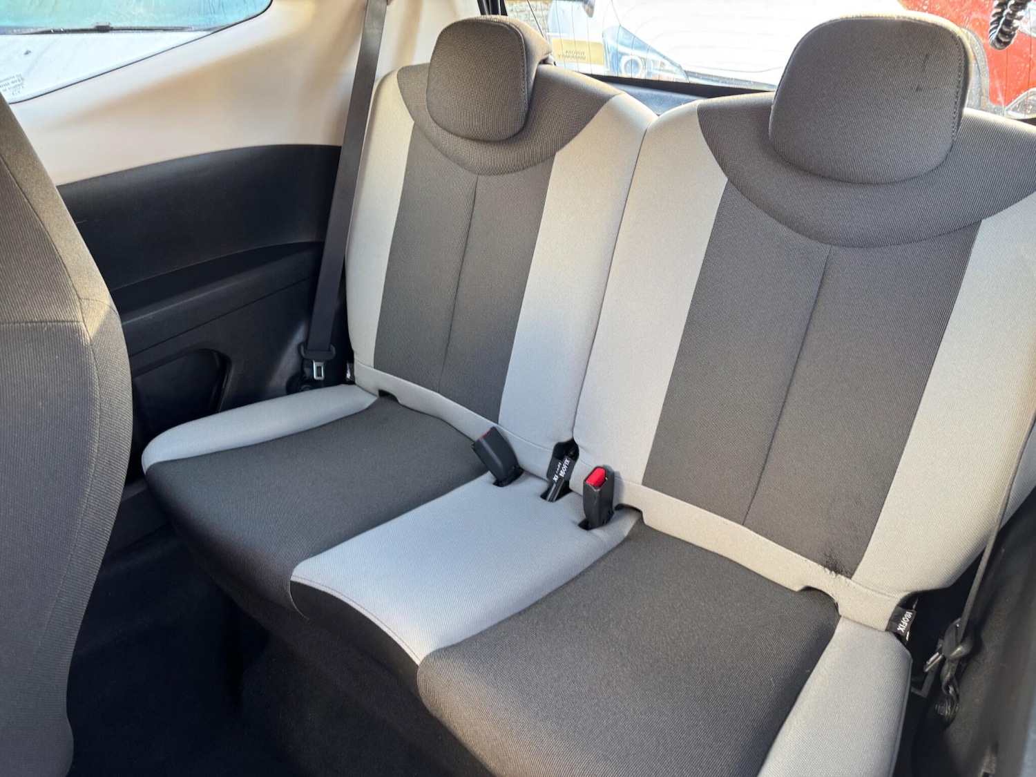 Used Toyota AYGO 2014 for sale - 76832352: Photo 20