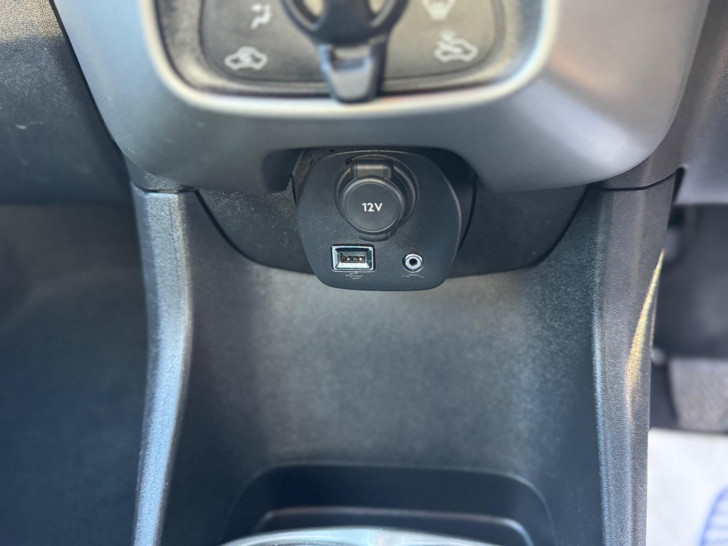 Used Toyota AYGO 2014 for sale - 76832352: Photo 22