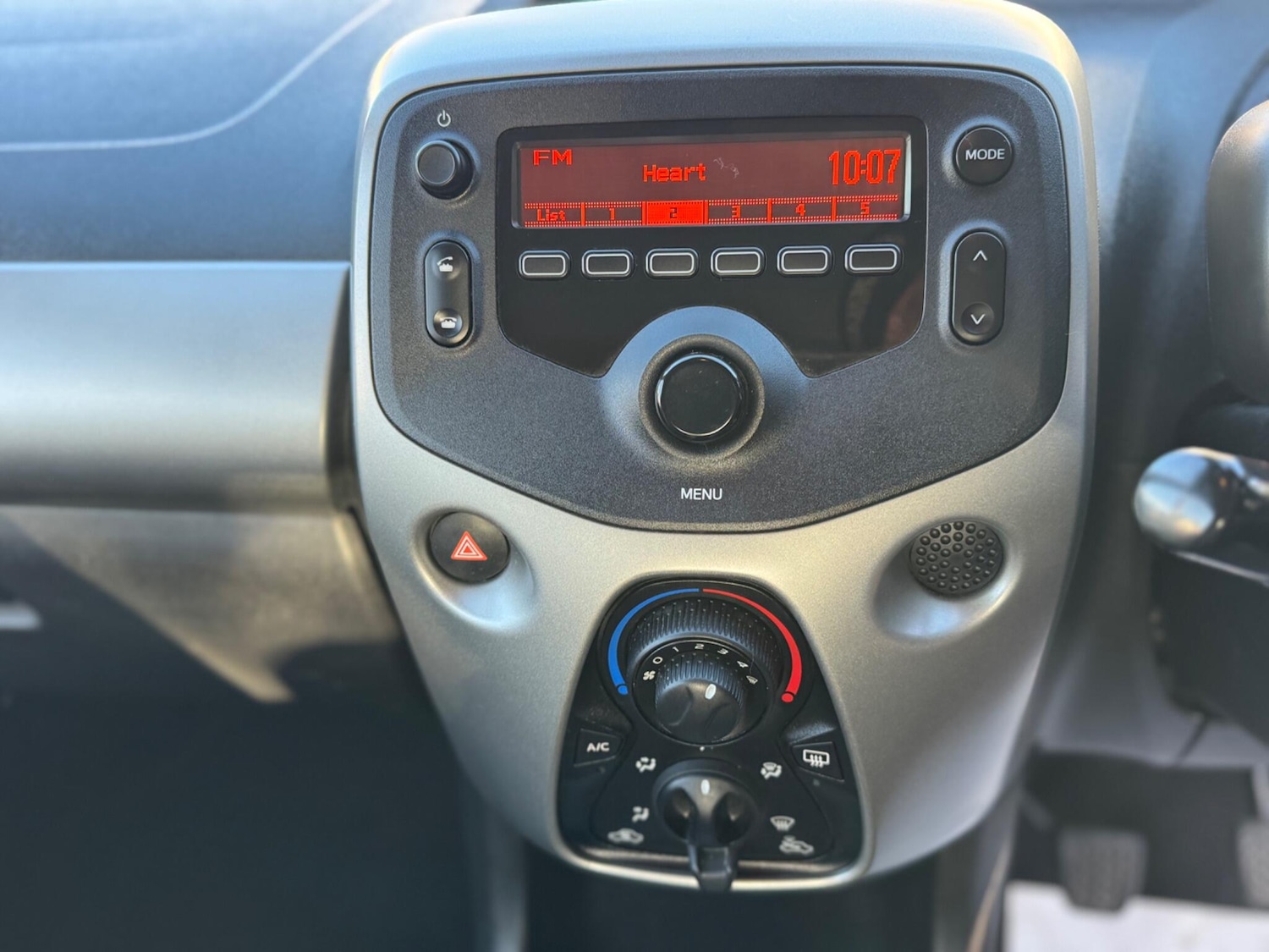 Used Toyota AYGO 2014 for sale - 76832352: Photo 28