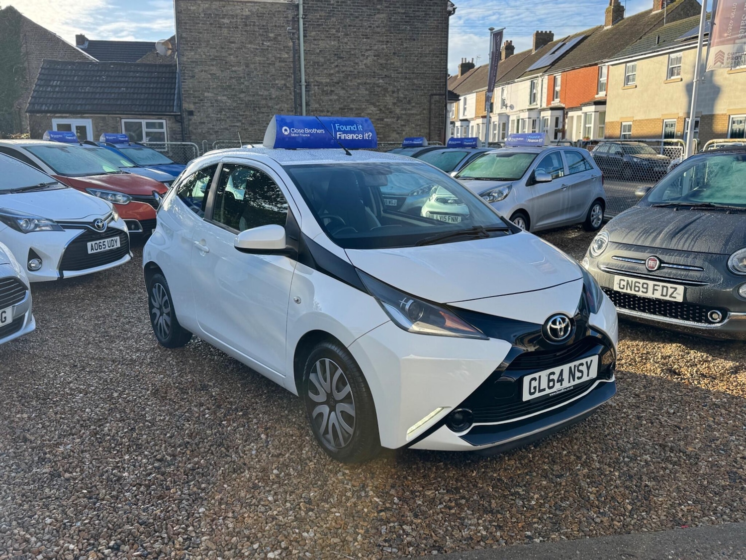 Used Toyota AYGO 2014 for sale - 76832352: Photo 6