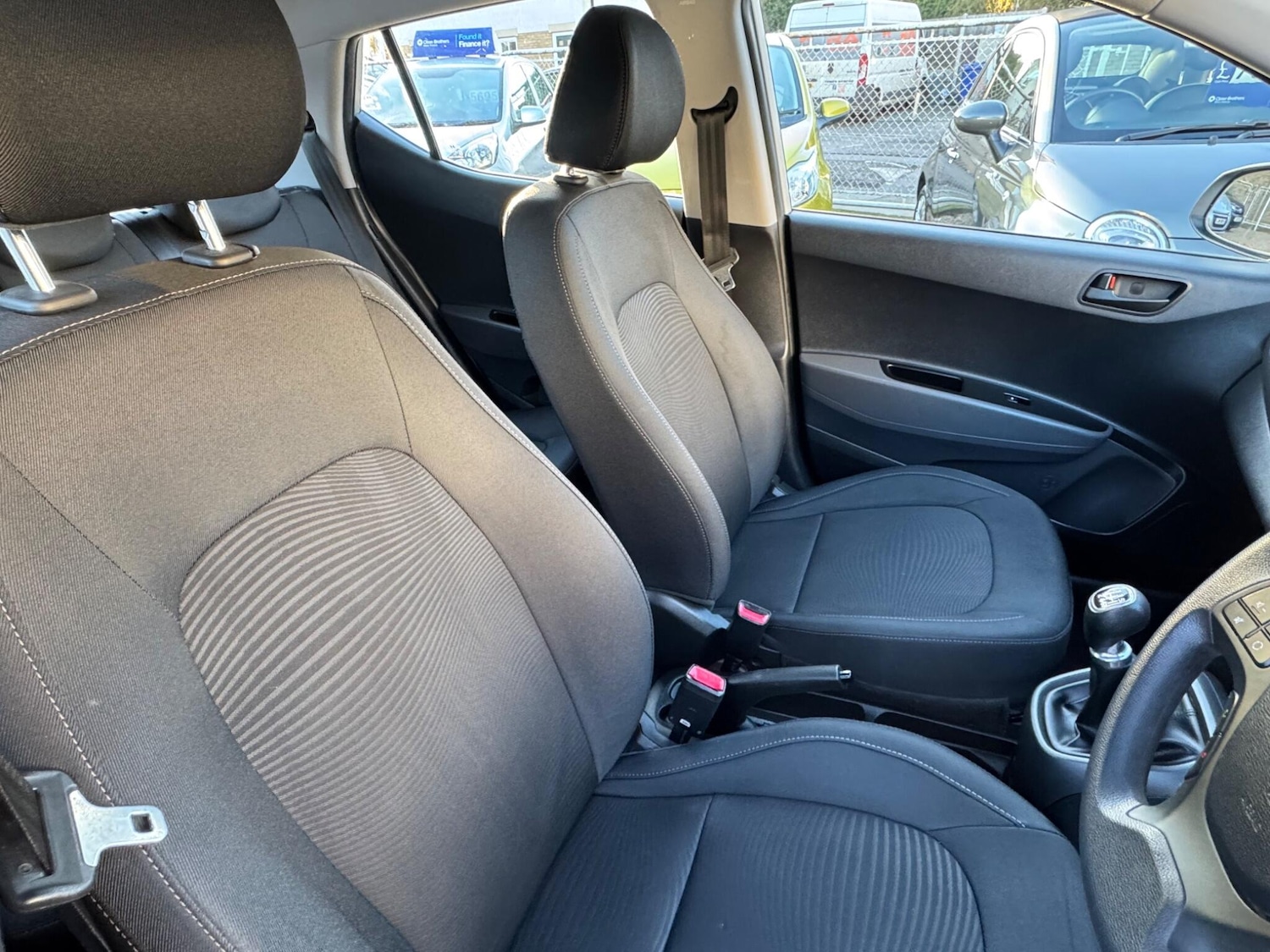 Used Hyundai i10 for sale - 77214803: Photo 14