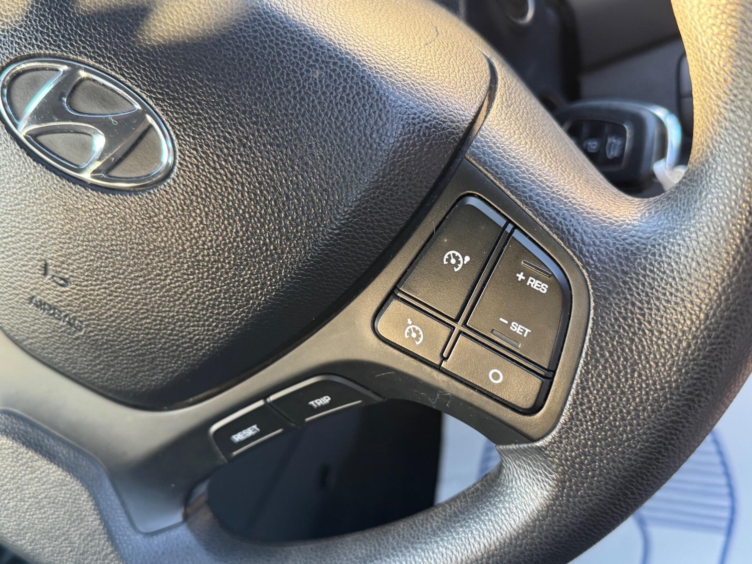 Used Hyundai i10 for sale - 77214803: Photo 20