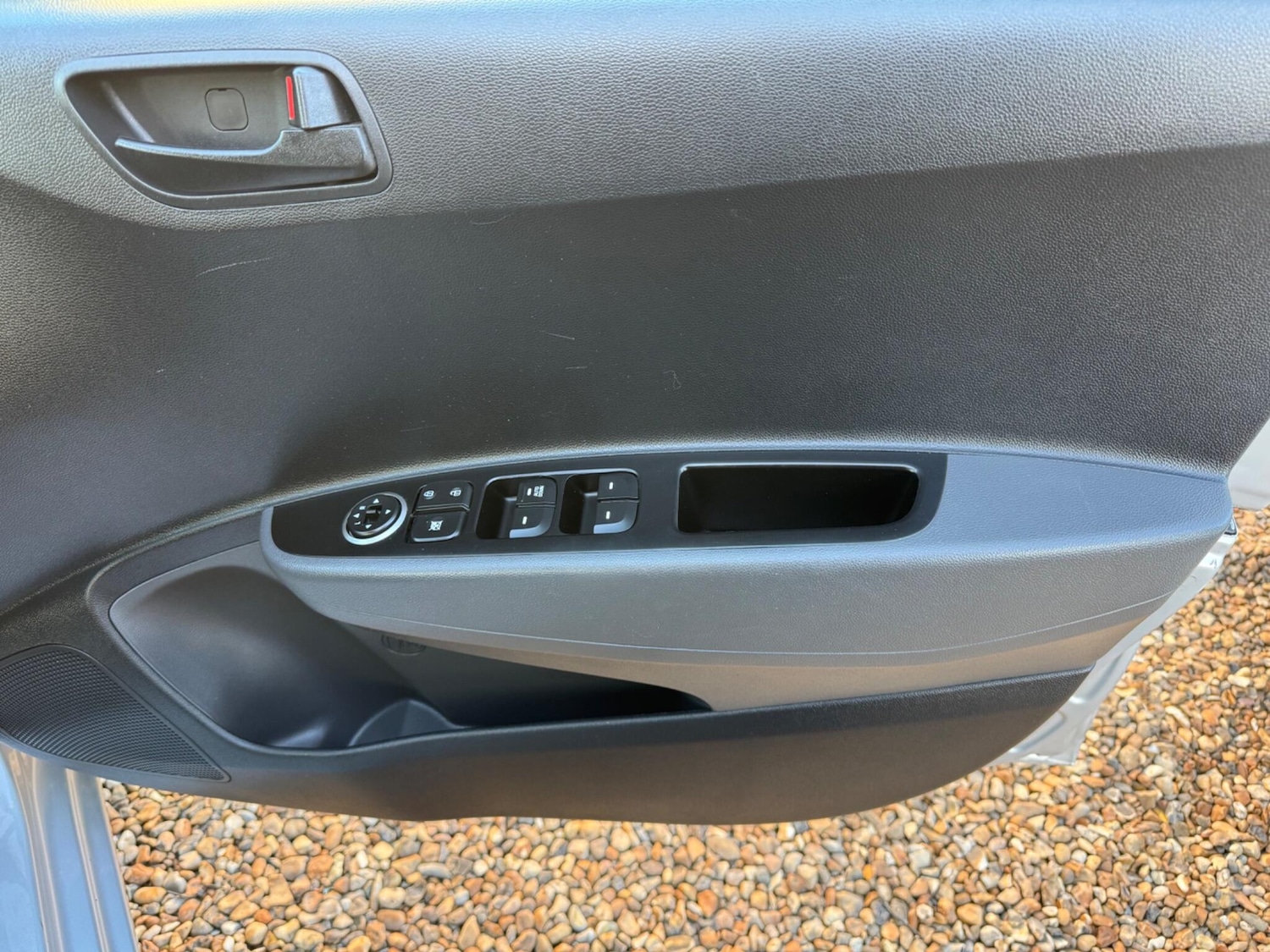 Used Hyundai i10 for sale - 77214803: Photo 23