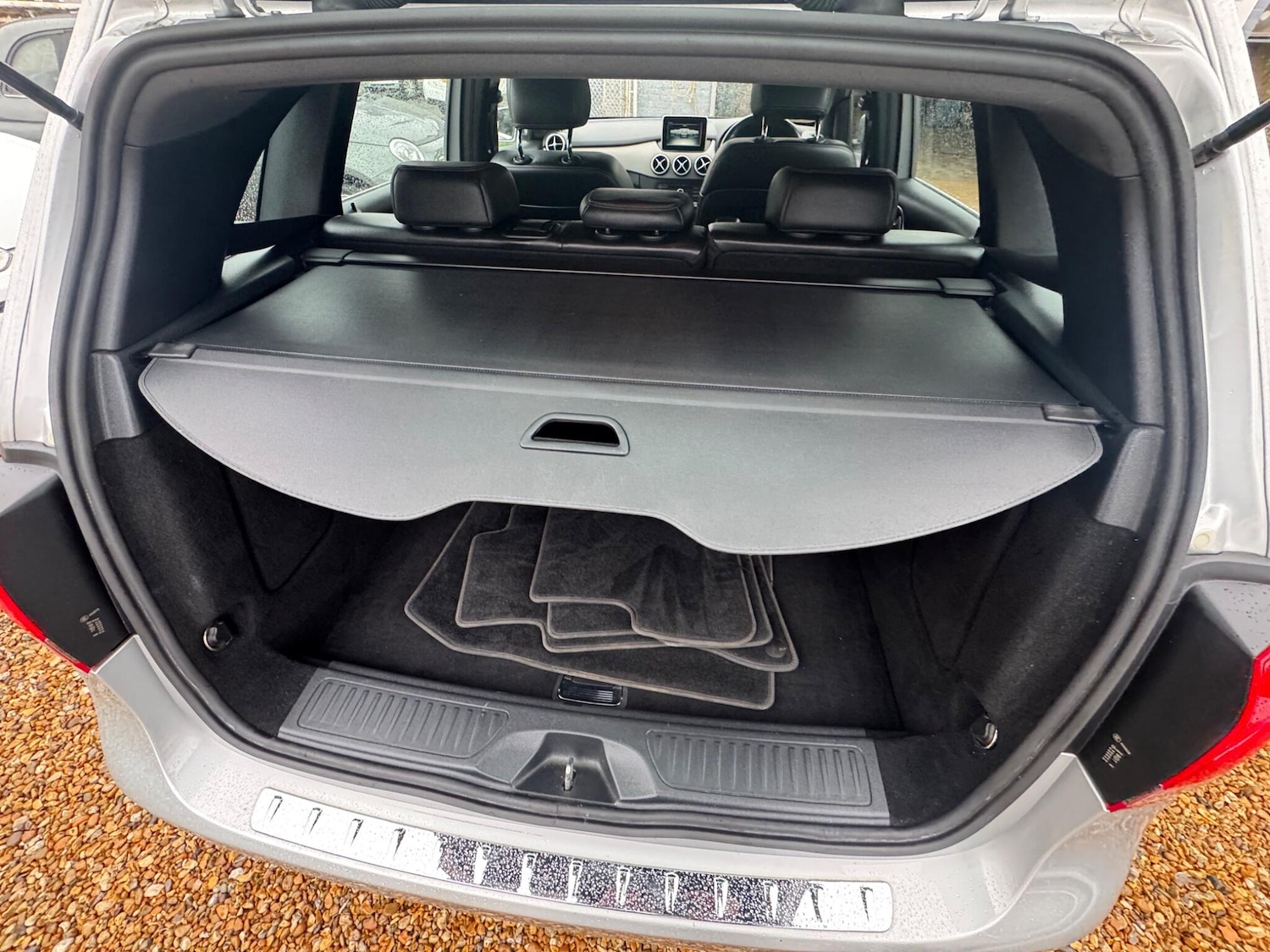 Used Mercedes-Benz B Class 2015 for sale - 77155677: Photo 27