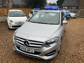 Used Mercedes-Benz B Class 2015 for sale - 77155677: Photo