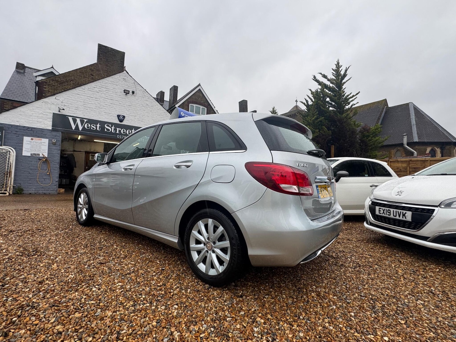 Used Mercedes-Benz B Class 2015 for sale - 77155677: Photo 4