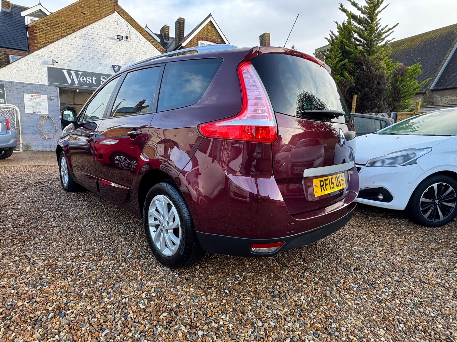 Used Renault Grand Scenic 2015 for sale - 77396199: Photo 13