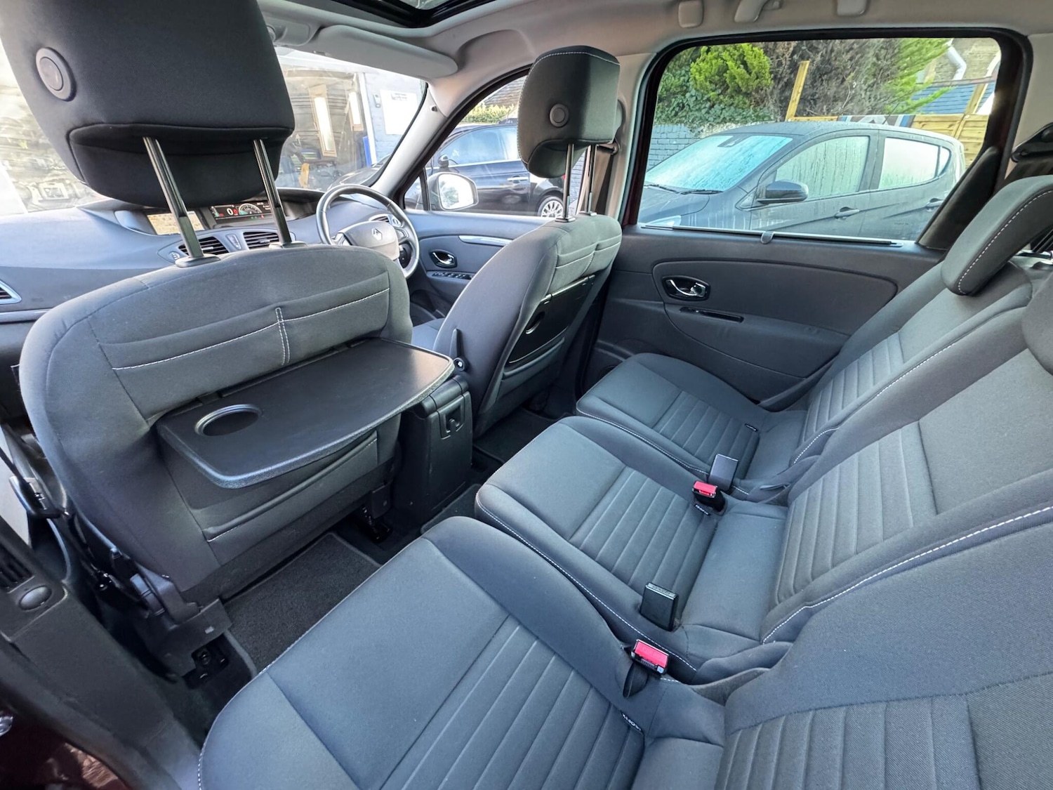 Used Renault Grand Scenic 2015 for sale - 77396199: Photo 30