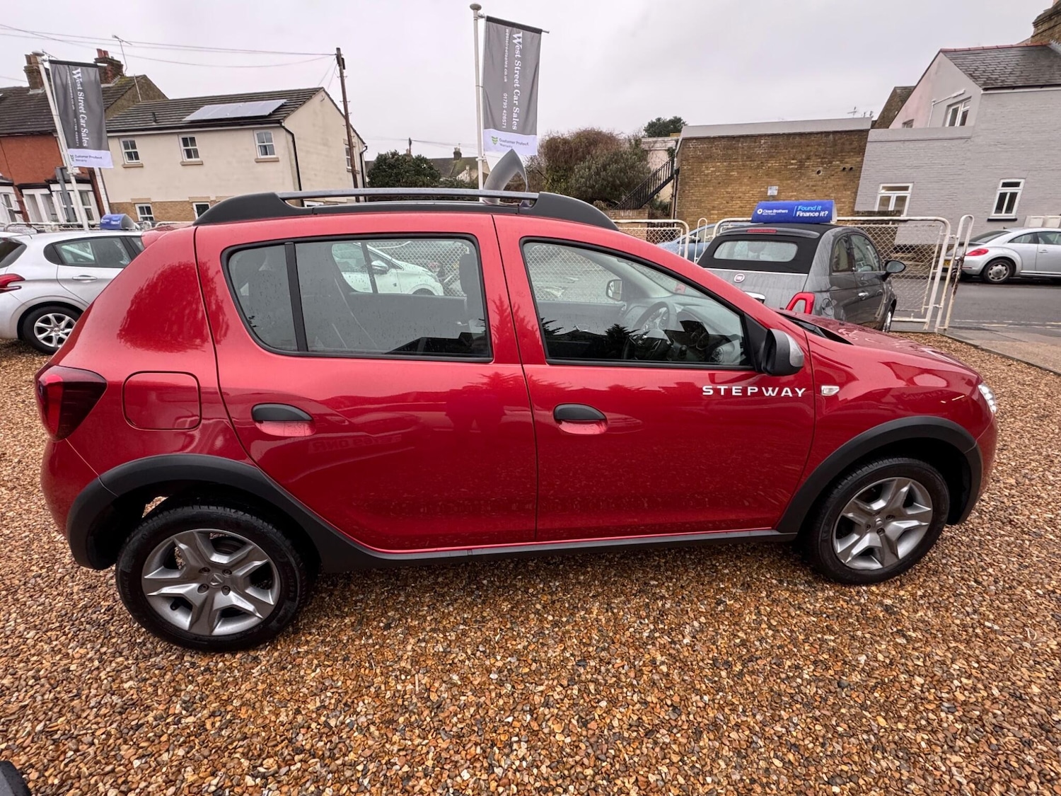 Used Dacia Sandero Stepway 2017 for sale - 77144464: Photo 10