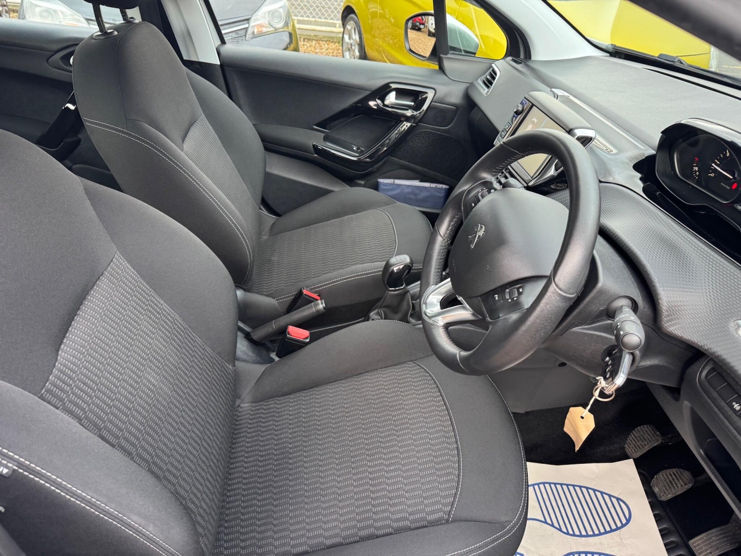 Used Peugeot 208 2018 for sale - 76991705: Photo 11