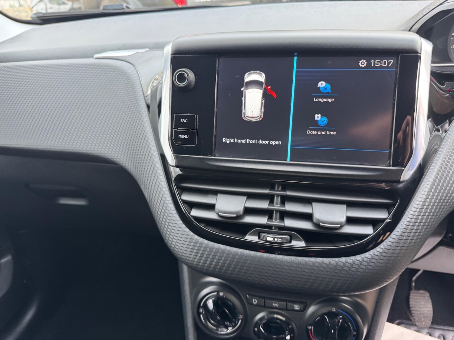 Used Peugeot 208 2018 for sale - 76991705: Photo 13