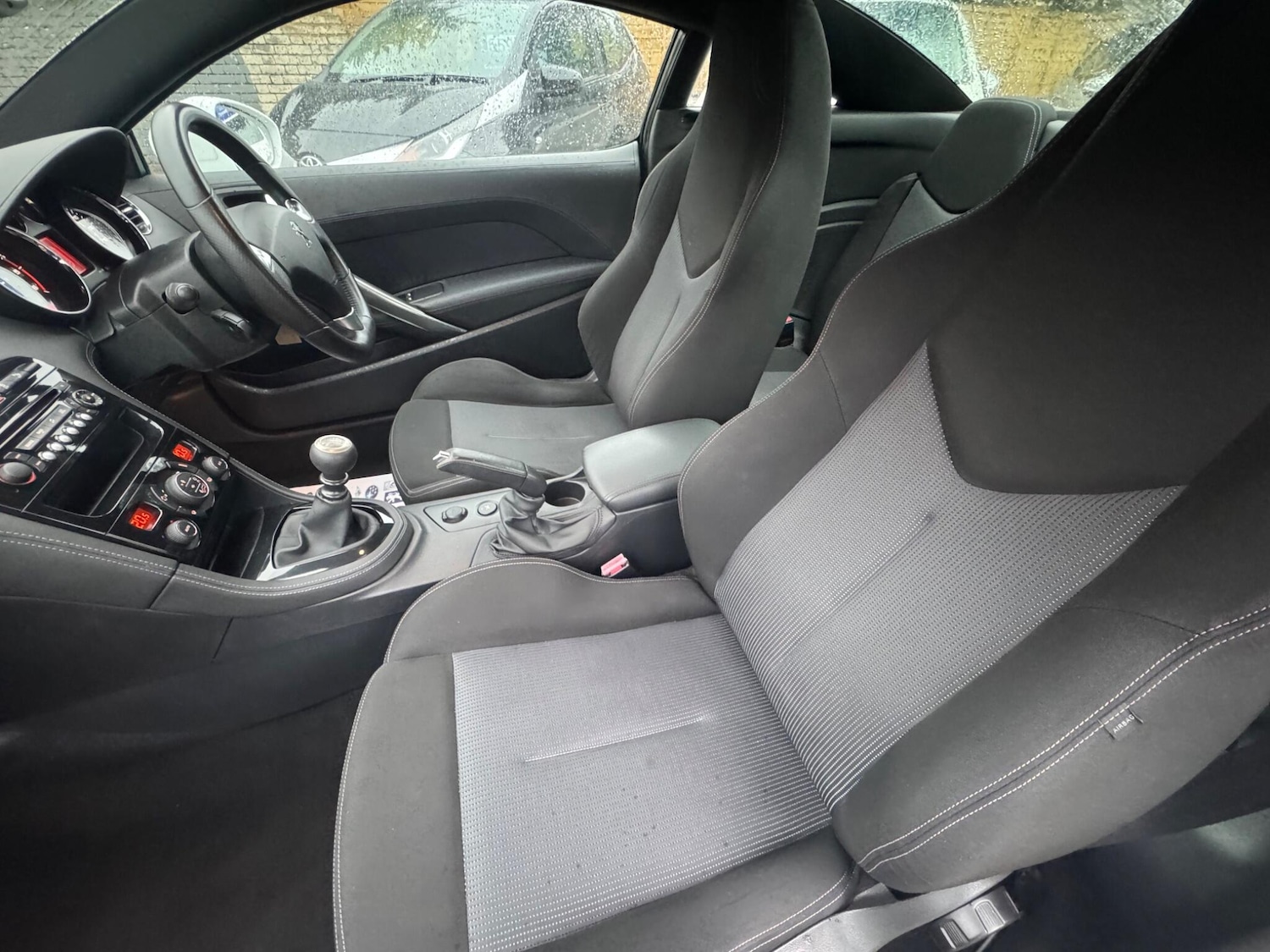 Used Peugeot RCZ 2013 for sale - 77216319: Photo 29