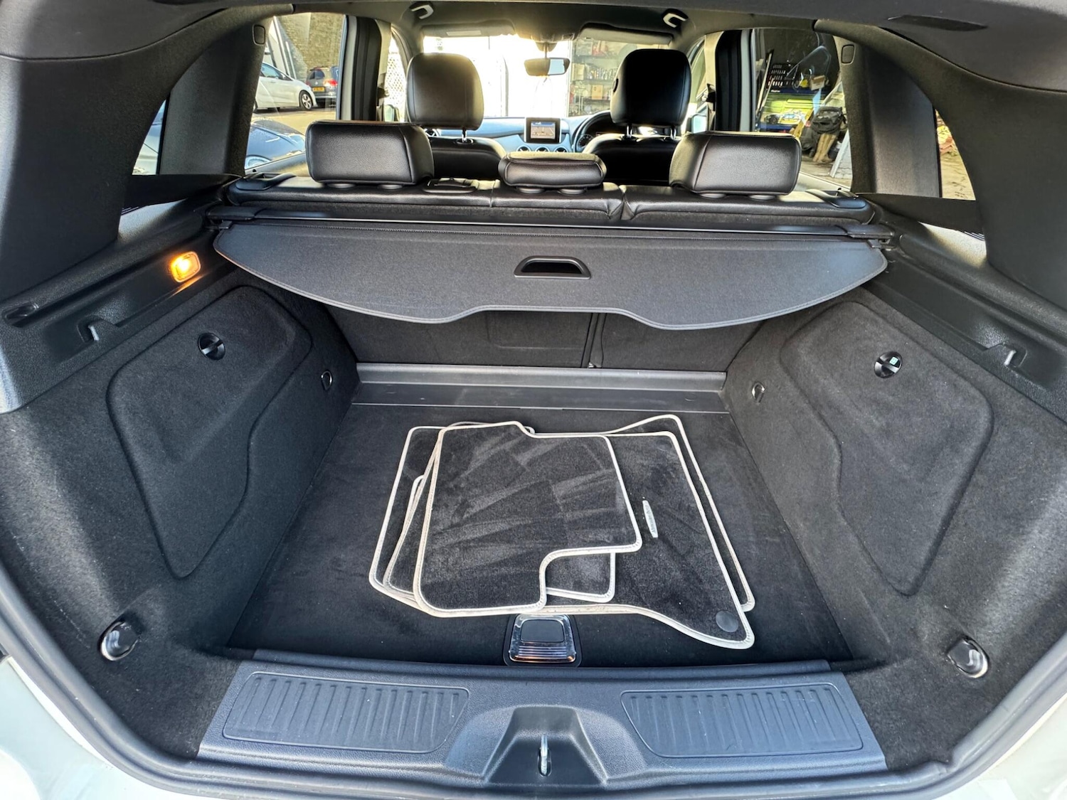 Used Mercedes-Benz B Class 2012 for sale - 76742681: Photo 29