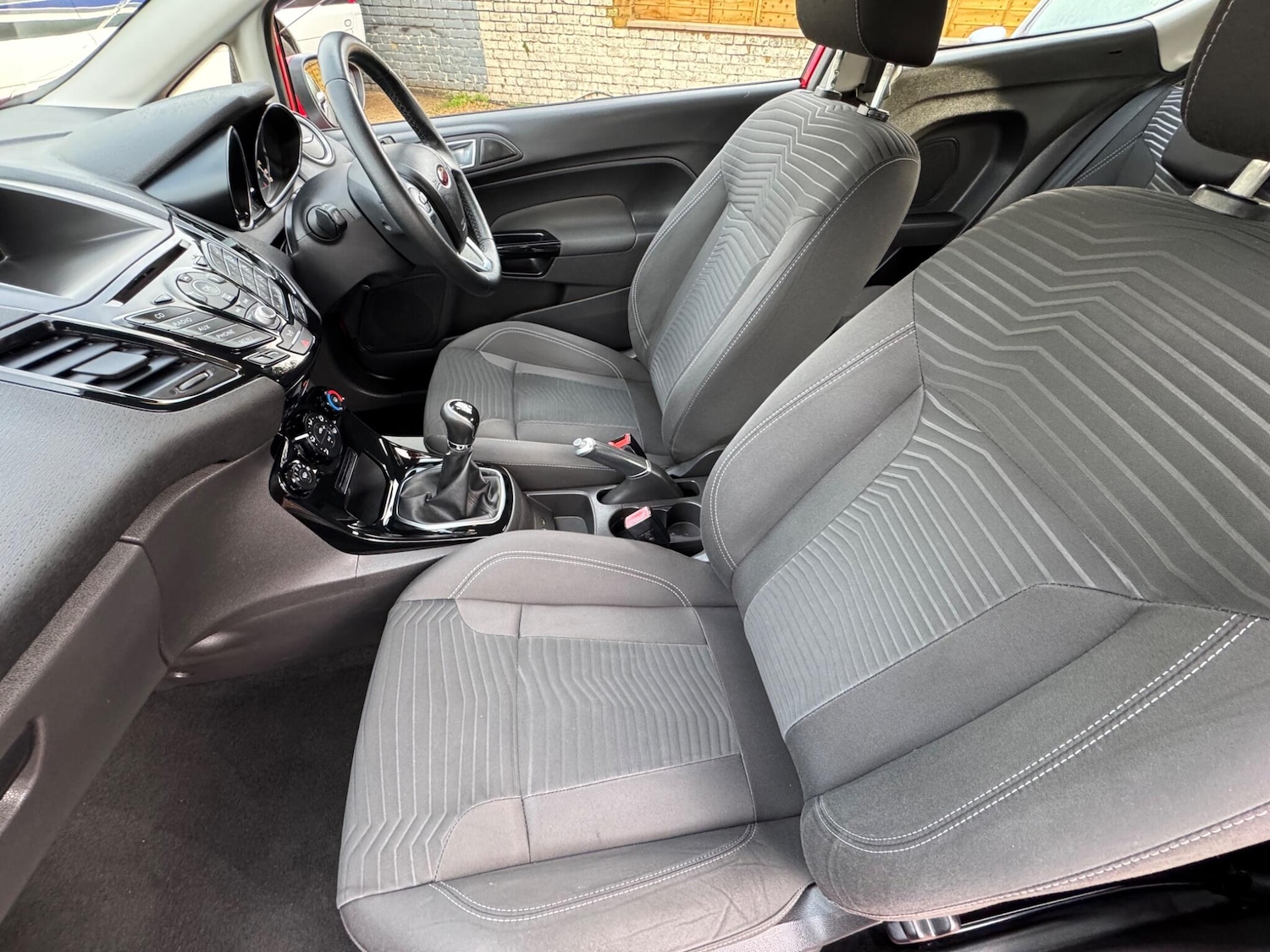 Used Ford Fiesta 2016 for sale - 77029976: Photo 24