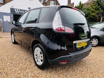 Used Renault Scenic 2015 for sale - 79677262: Photo