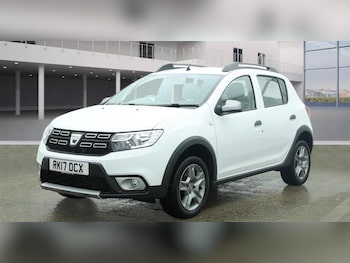 Used Dacia Sandero Stepway 2017 for sale - 77377707: Photo