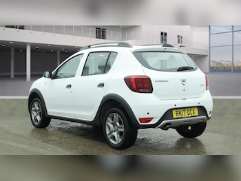 Used Dacia Sandero Stepway 2017 for sale - 77377707: Photo