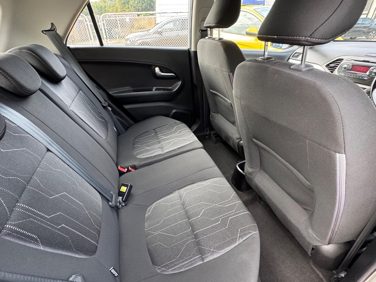 Used Kia Picanto 2015 for sale - 76691158: Photo 16