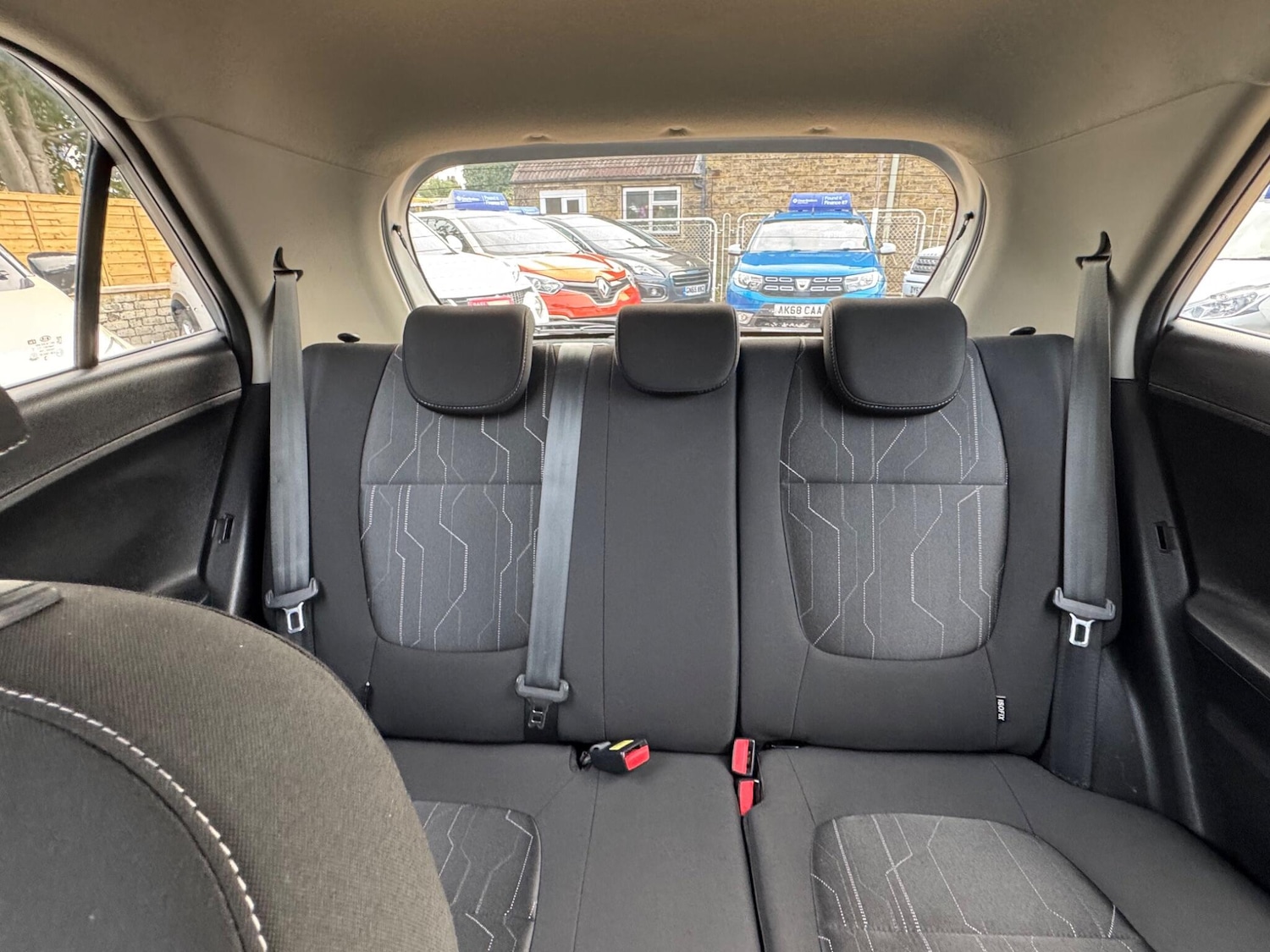 Used Kia Picanto 2015 for sale - 76691158: Photo 23