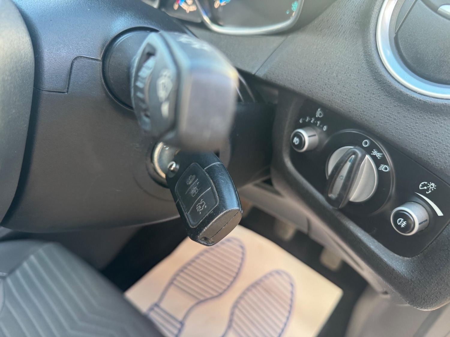 Used Ford Fiesta 2013 for sale - 76781029: Photo 24